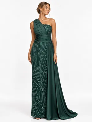 Elegância Esmeralda em Estúdio (1) LE upscale gentle
