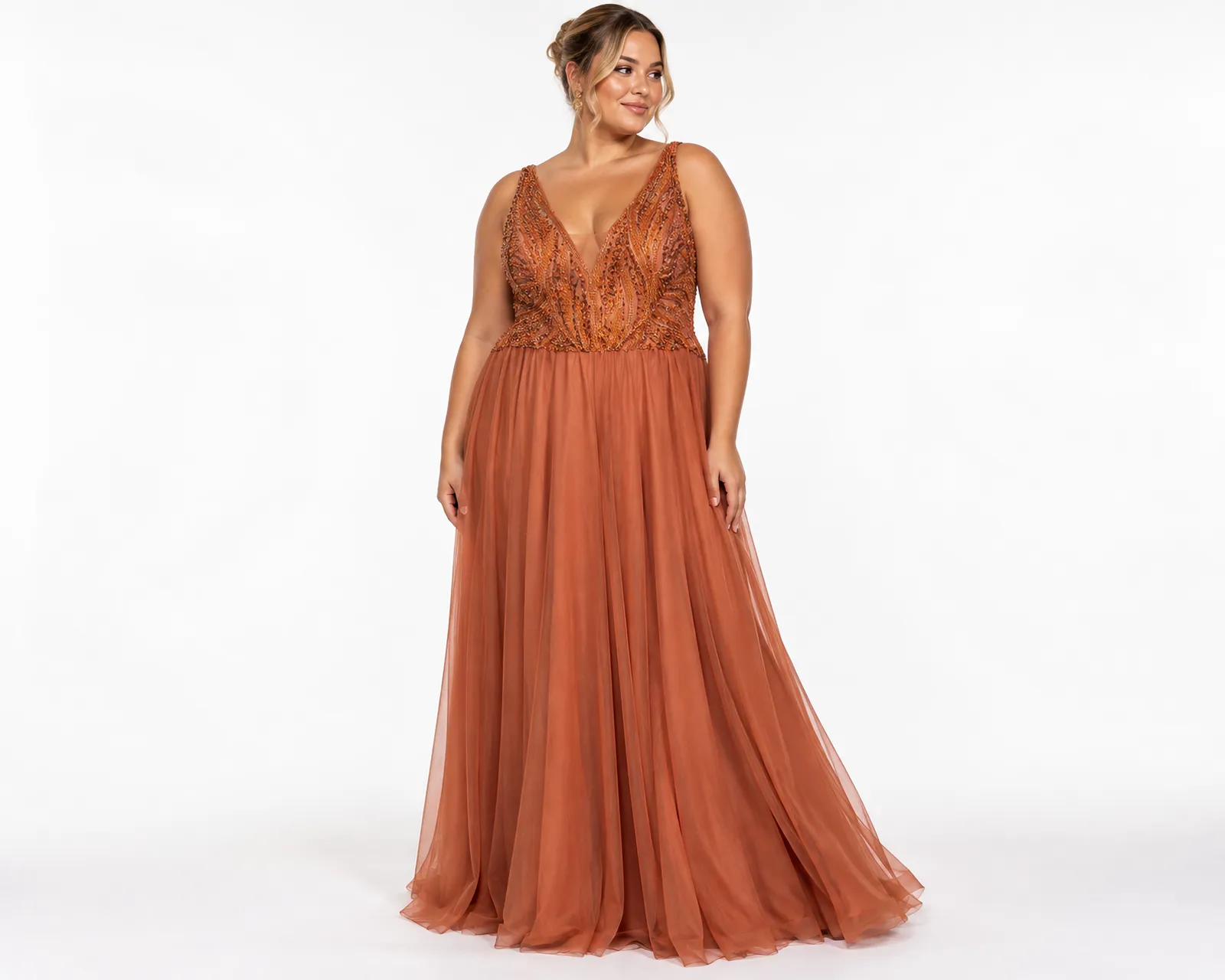 Glamouroso vestido terracota bordado em estúdio LE upscale gentle