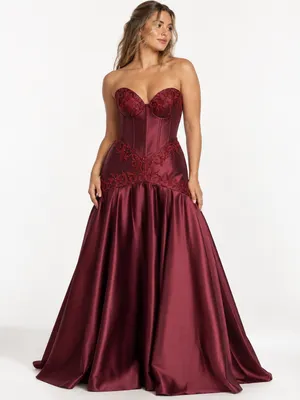 Vestido de Gala Borgonha com Bordados LE upscale gentle