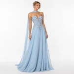 Vestido de gala azul com capa fluida LE upscale gentle